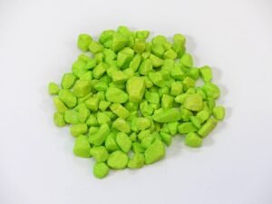 Apfelgrüne Granulat-Steinchen 9-13 mm als Bodenbedeckung für Blumentöpfe und Gartendekoration