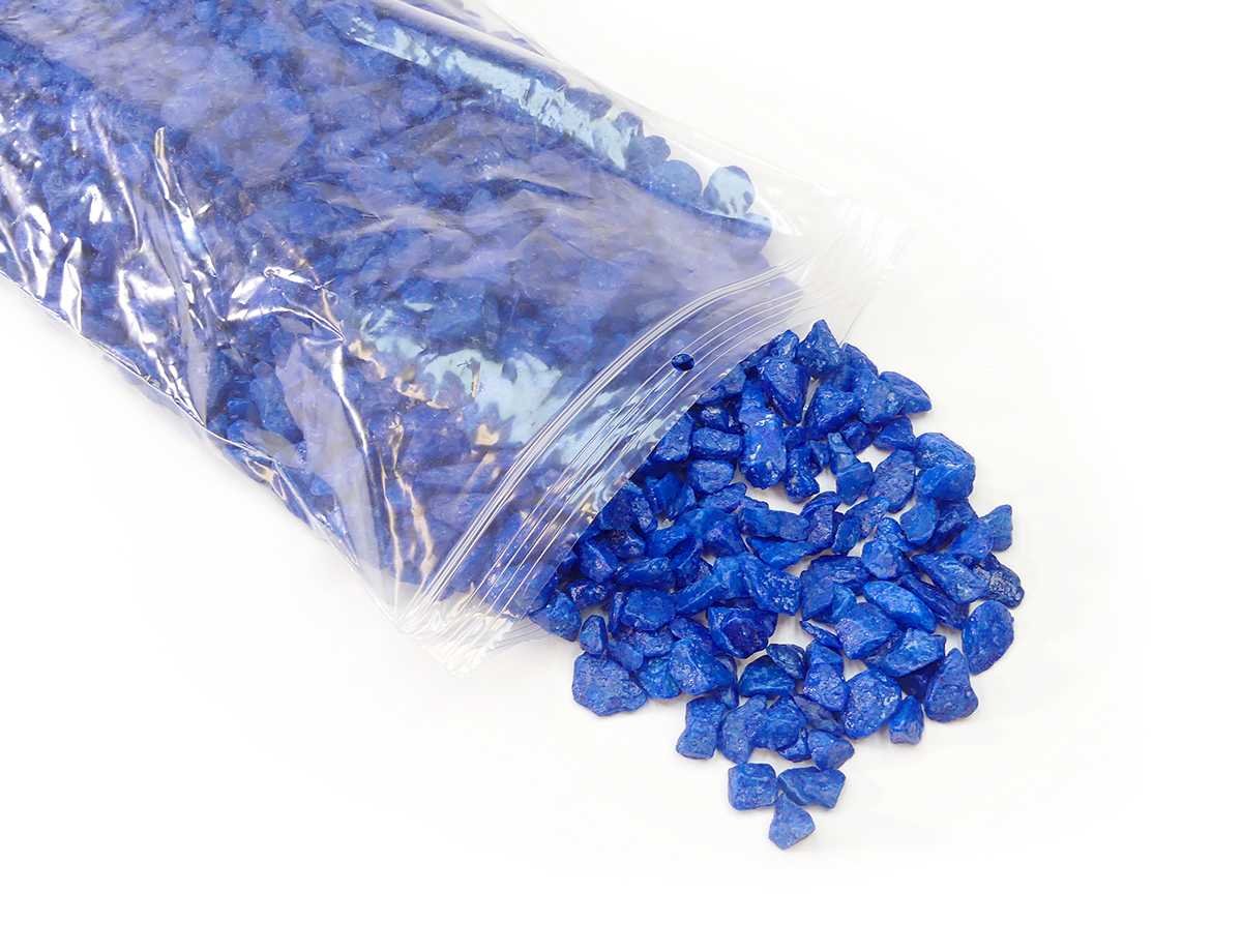 Blaue Granulat-Steinchen 9-13 mm als Bodenbedeckung für Blumentöpfe und Gartendekoration – Bild 2