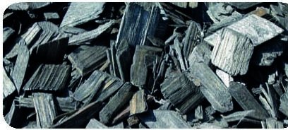 Farbige Holzschnitzel / Deko-Chips - SCHWARZ ANTHRAZIT - Bodenabdeckung Garten 20-40mm / 35 l Sack
