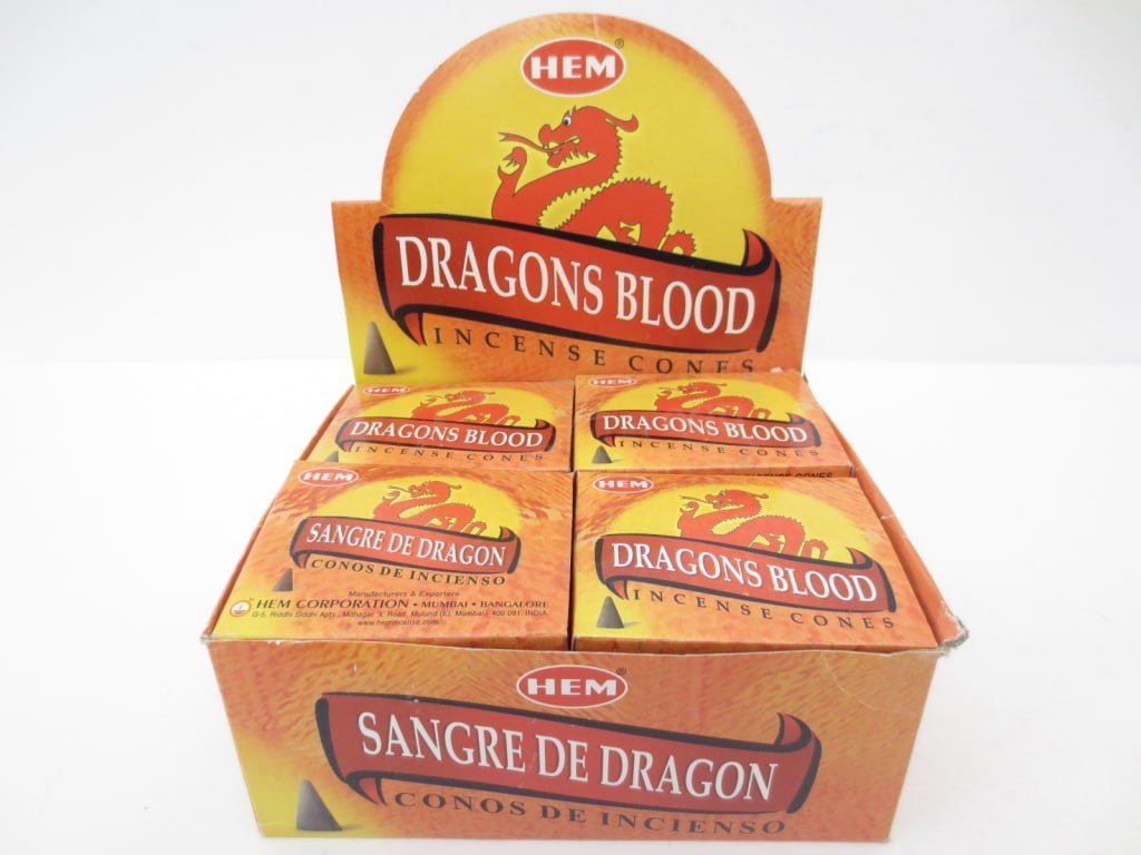 HEM Dragon's Blood Räucherkegel / Cones - Vorteilsbox (12 Packungen / 120 Kegel)
